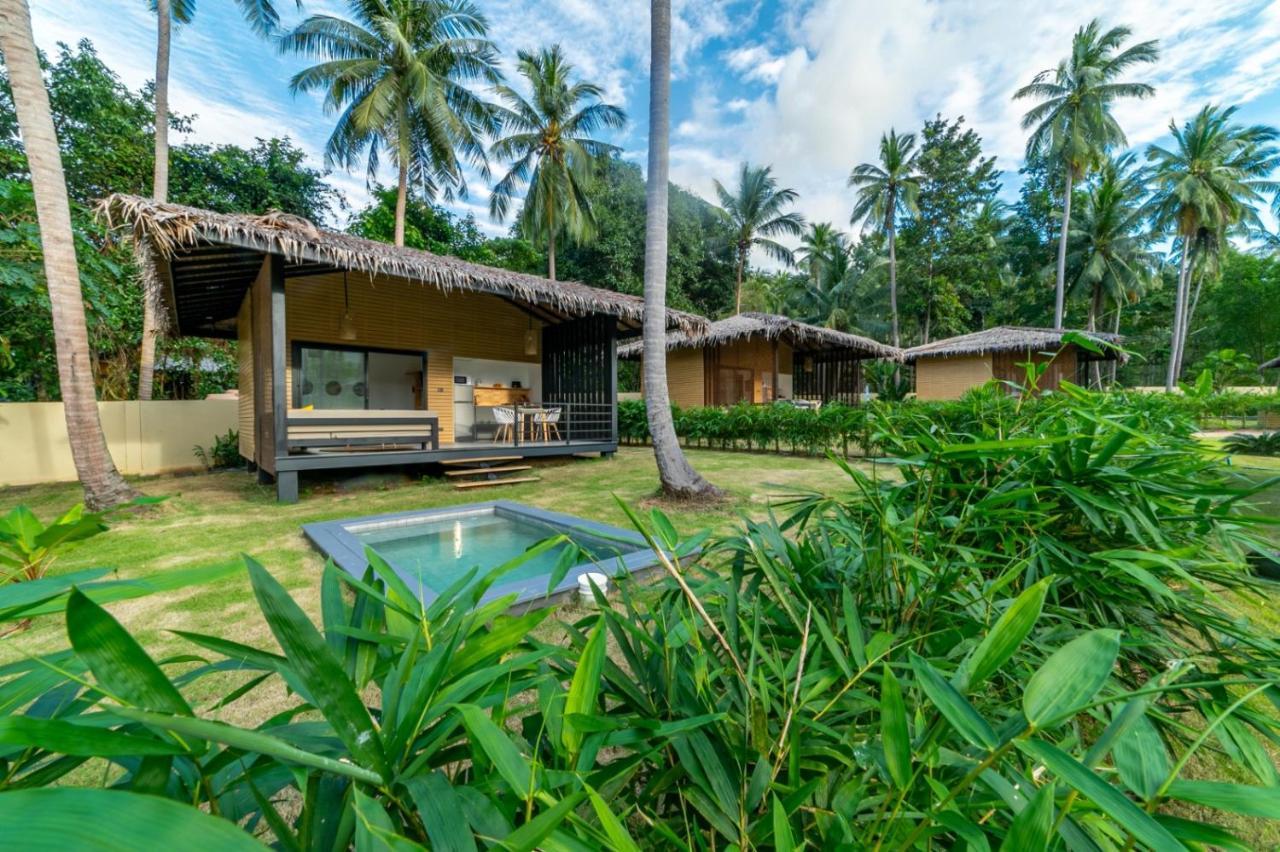 Suan Residence - Exotic And Contemporary Bungalows With Private Pool Chaloklum Bagian luar foto
